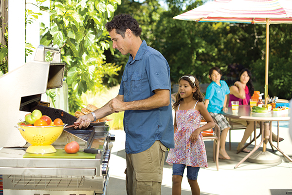 Family Bbq'ing Spends Labor Day on a Budget