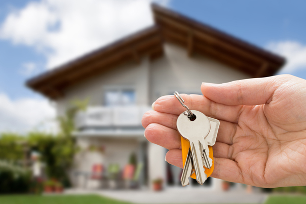 Pros and Cons of Renting Home